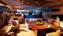 Yacht MALBEC -  Salon looking forward